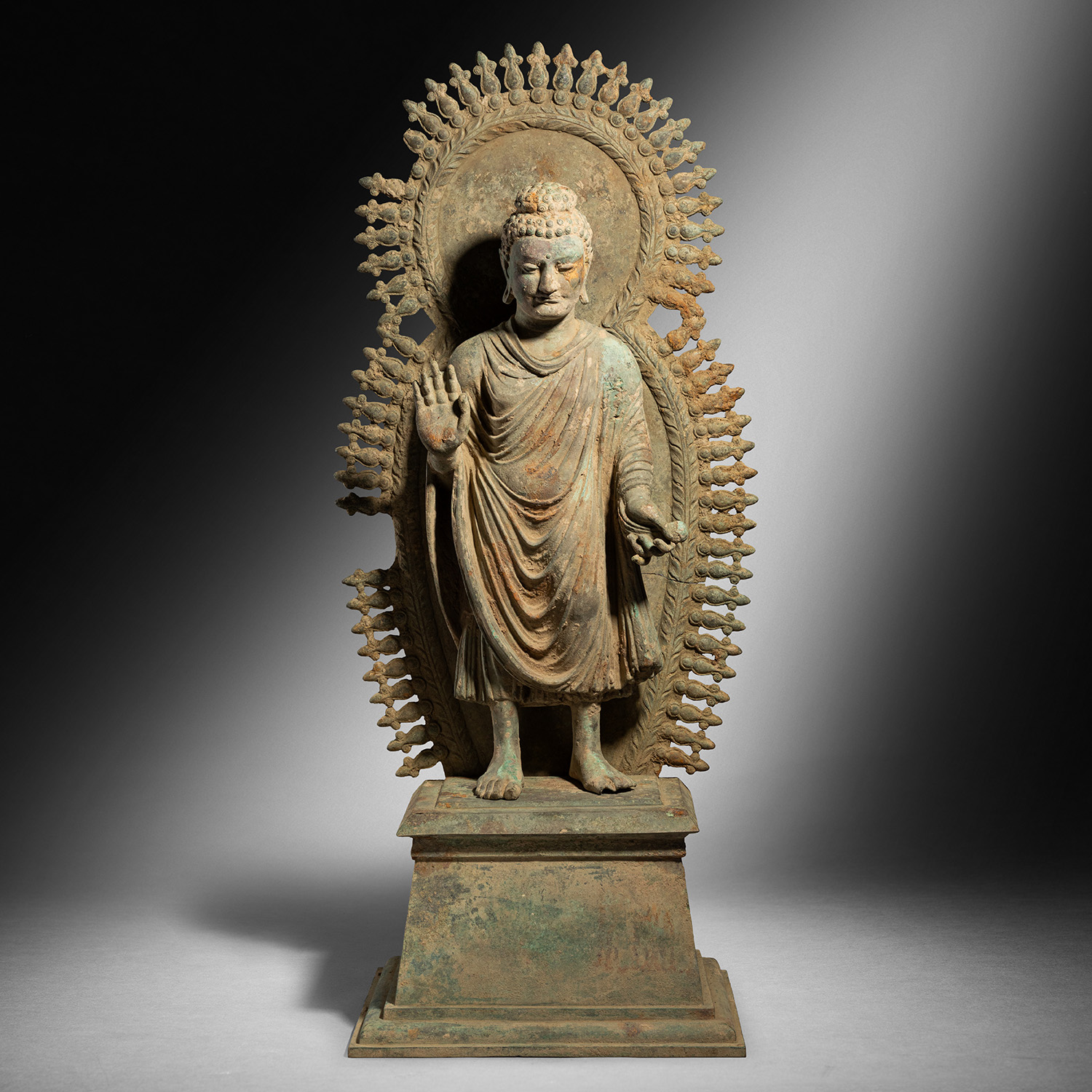 4-6世纪 青铜释迦牟尼佛立像